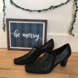 Aerosoles Black Heeled Booties